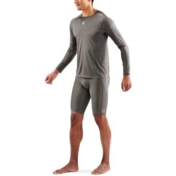 SKINS Activewear 3-Series Long Sleeve Top - Charcoal -Skins skins activewear 3 series long sleeve top charcoal 4 1232128