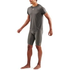 SKINS Activewear 3-Series Short Sleeve Top - Charcoal -Skins skins activewear 3 series short sleeve top charcoal 7 1232139