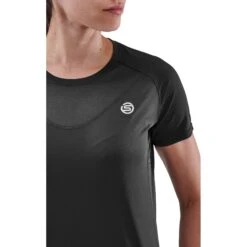 SKINS Activewear 3-Series T-Shirt Women - Black -Skins skins activewear women 3 series short sleeve shirt black 2 894429