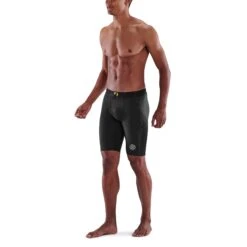 SKINS 3-Series Half Tights - Black -Skins skins compression 3 series men half tights black 3 894255