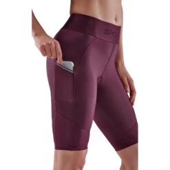 SKINS Compression 3-Series Half Tights Women - Burgundy -Skins skins compression 3 series women half tights burgundy 4 941759